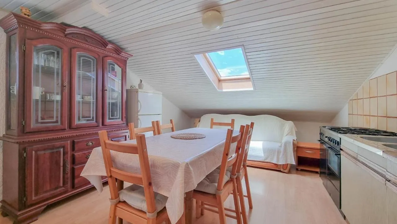 Davor Apartment Novigrad