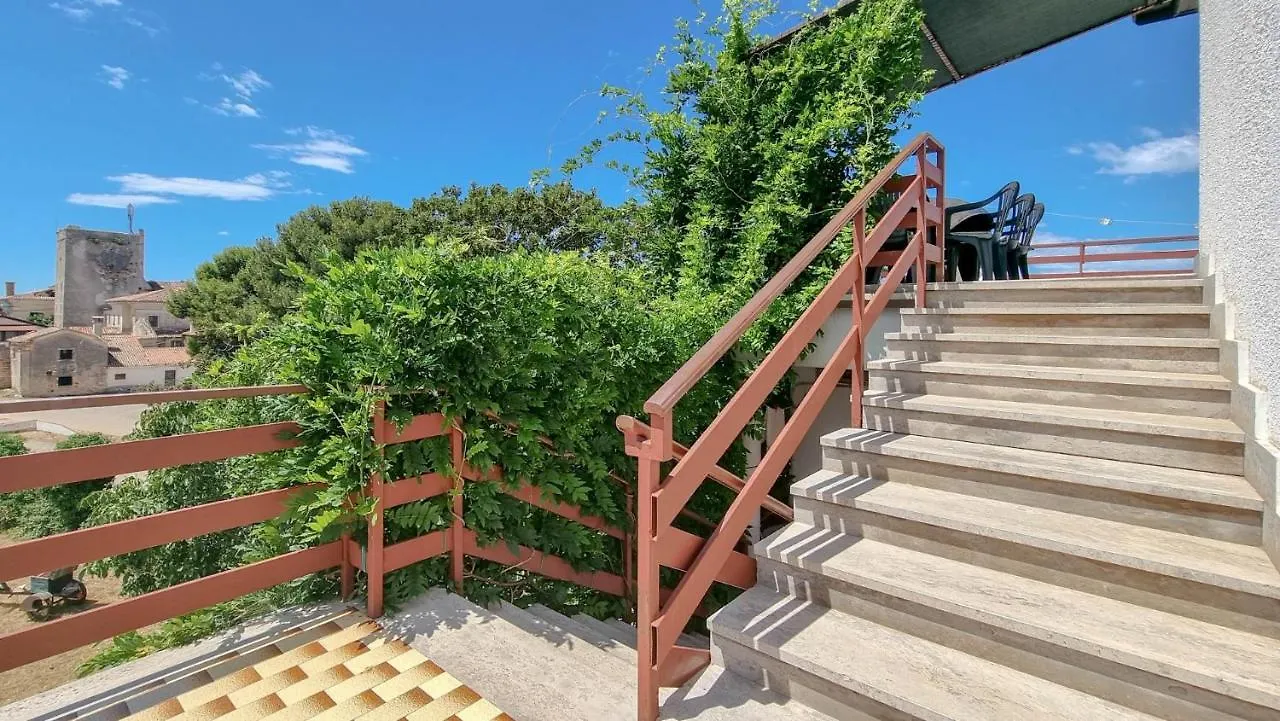 Davor Apartment Novigrad