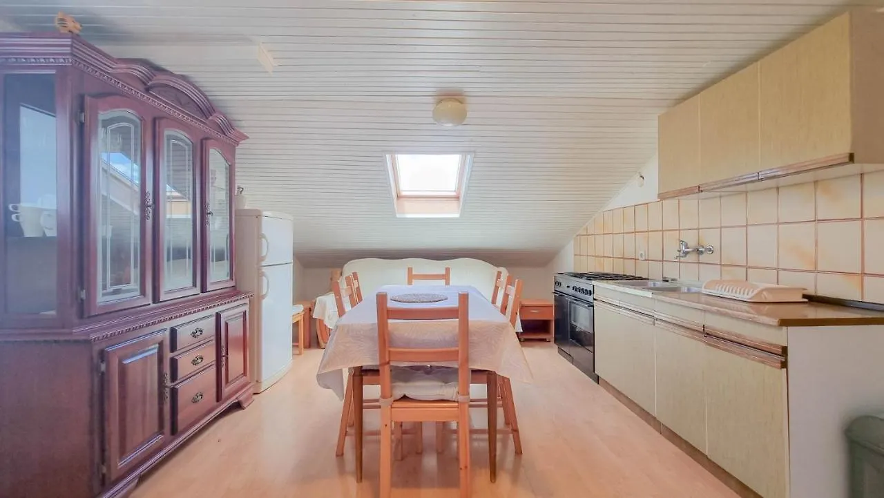 Davor Apartment Novigrad